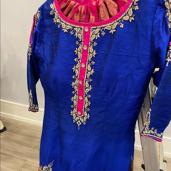 Tricolor shalwar suit with crystals all over - Picture 8 of 10